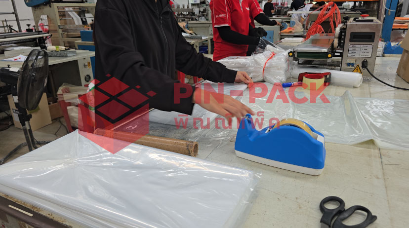 บริการสกรีนโลโก้ลงบนถุงพลาสติกม้วน เพิ่มความน่าเชื่อถือให้กับแบรนด์ด้วยโรงงานผลิตถุงพลาสติกภาคเหนือ